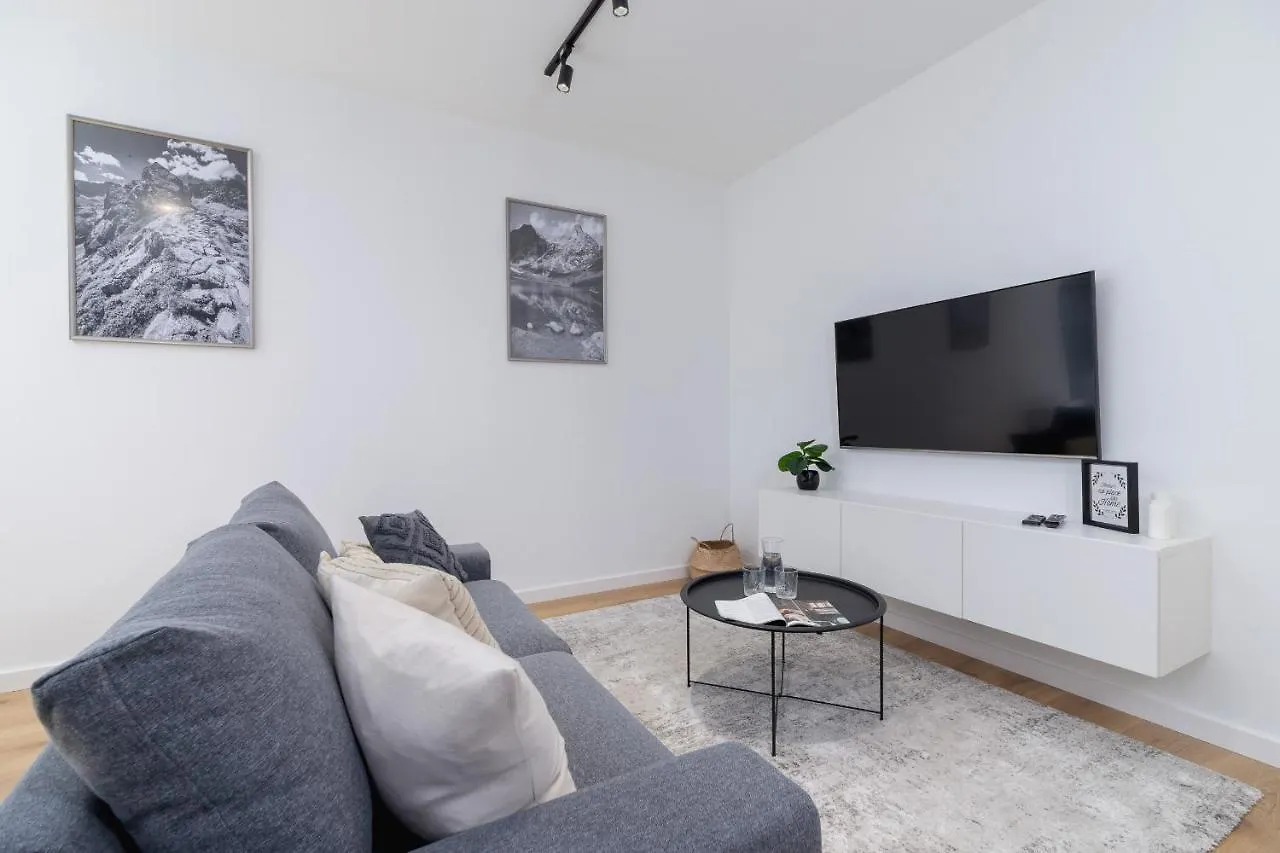 Luxurious Apartment Rakowicka Krakow By Renters Prestige