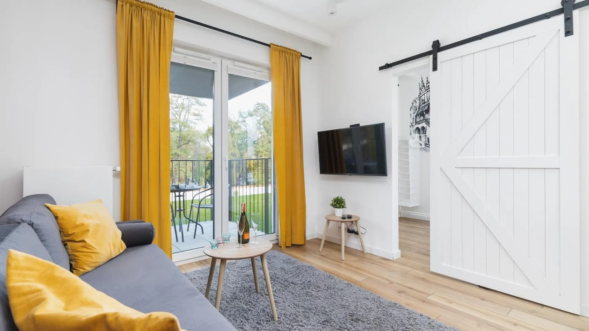 Luxurious Apartment Rakowicka Krakow By Renters Prestige