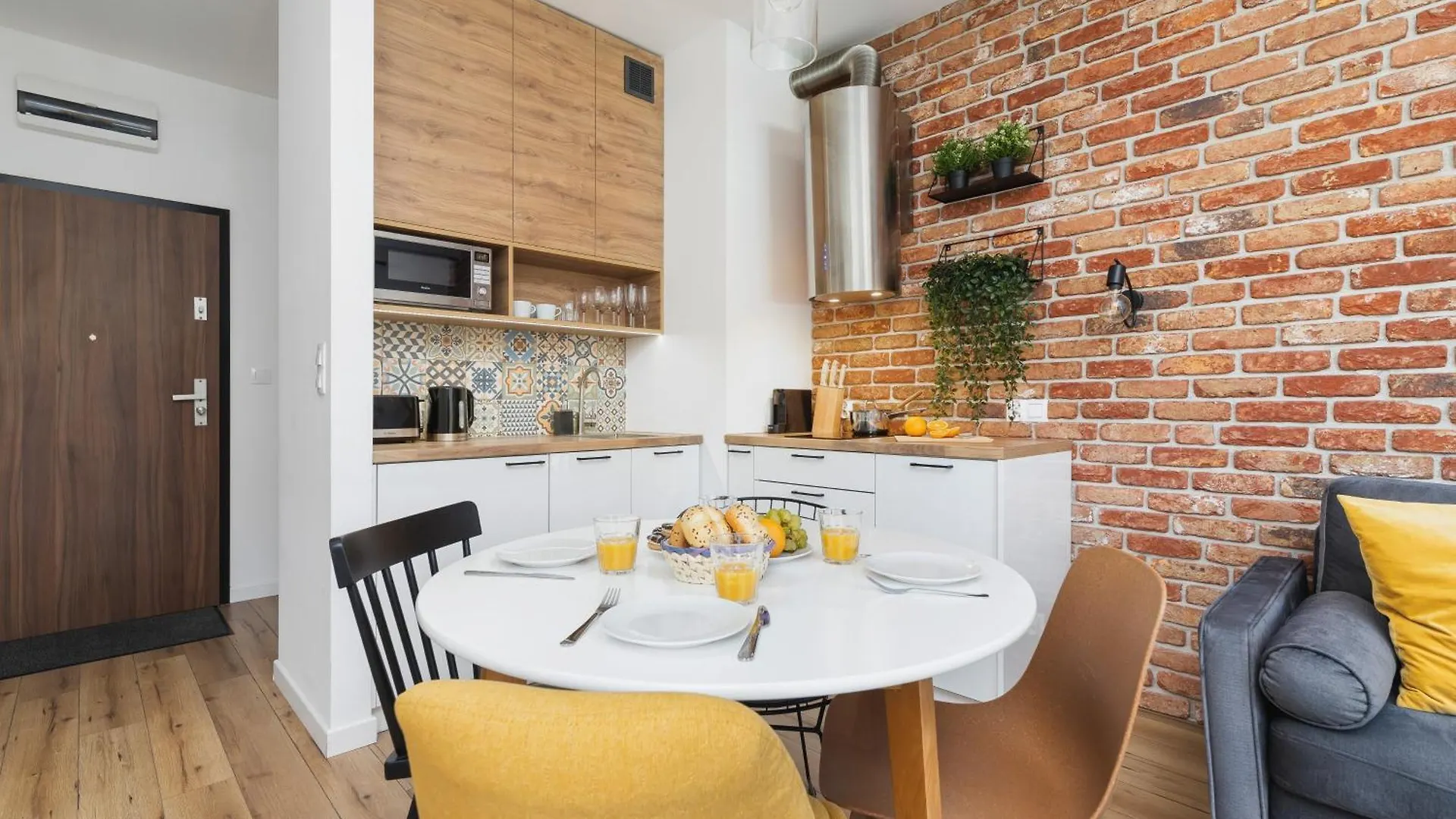 Luxurious Apartment Rakowicka Krakow By Renters Prestige Polska