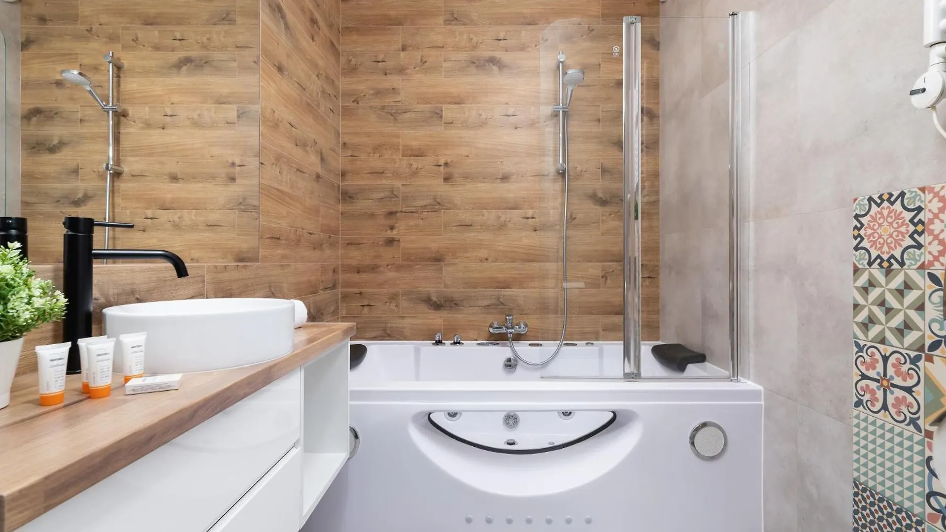 Luxurious Apartment Rakowicka Krakow By Renters Prestige